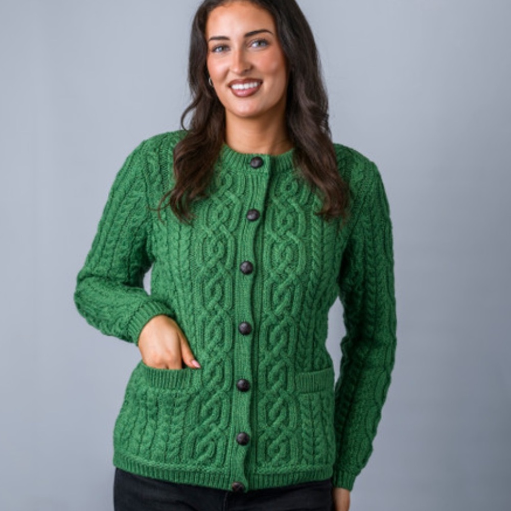 Aran Sweater Market Green Cable Knit Women's Sweater. Size M